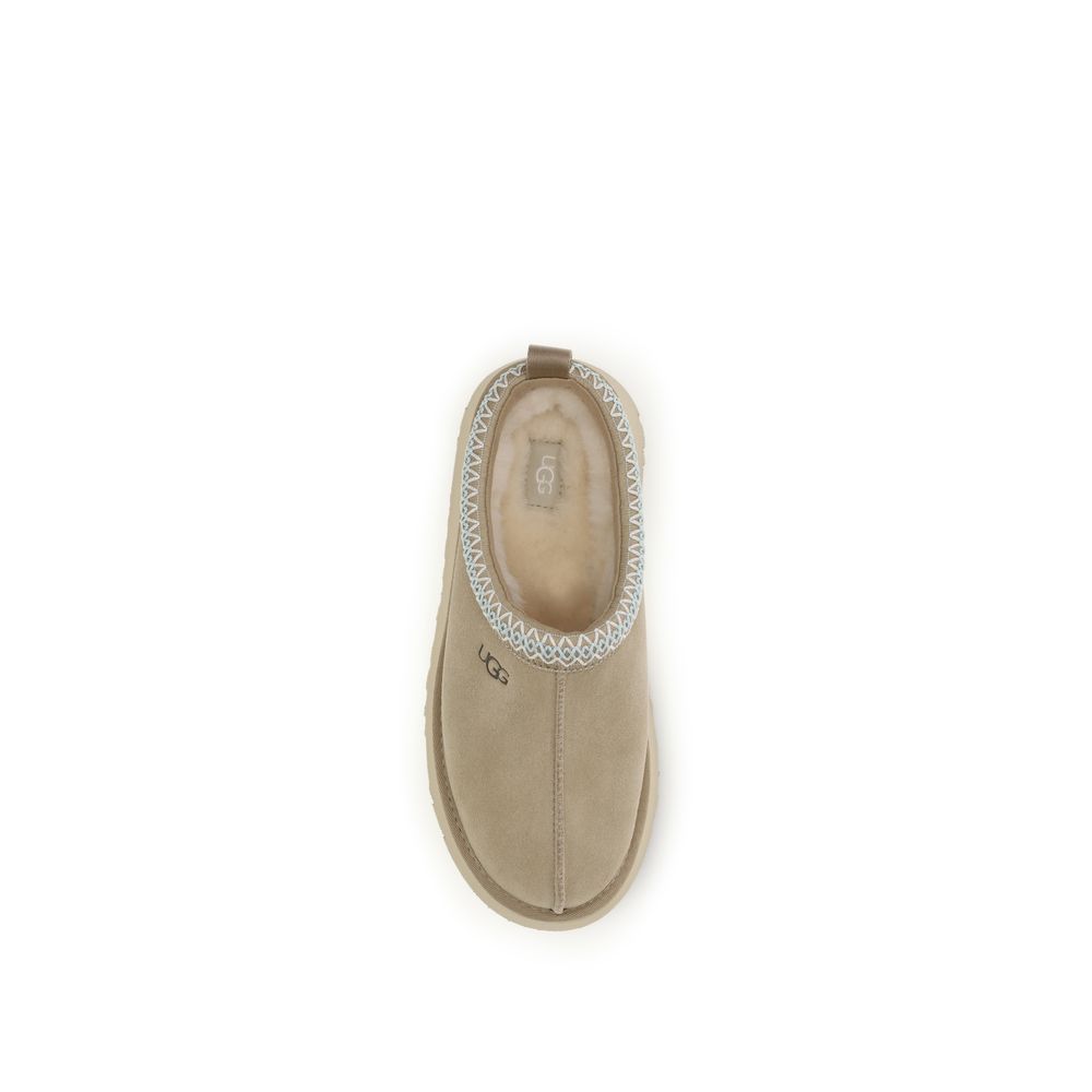 UGG Beige Calf Leather Bos Taurus Mules