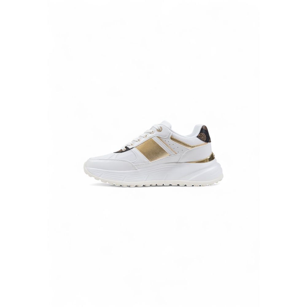 Guess klobige Sneaker aus weißem Polyethylen