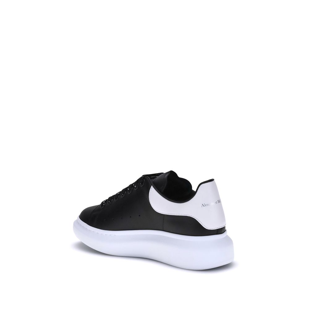 Alexander McQueen Schwarze Plattform-Sneaker aus Kalbsleder Bos Taurus