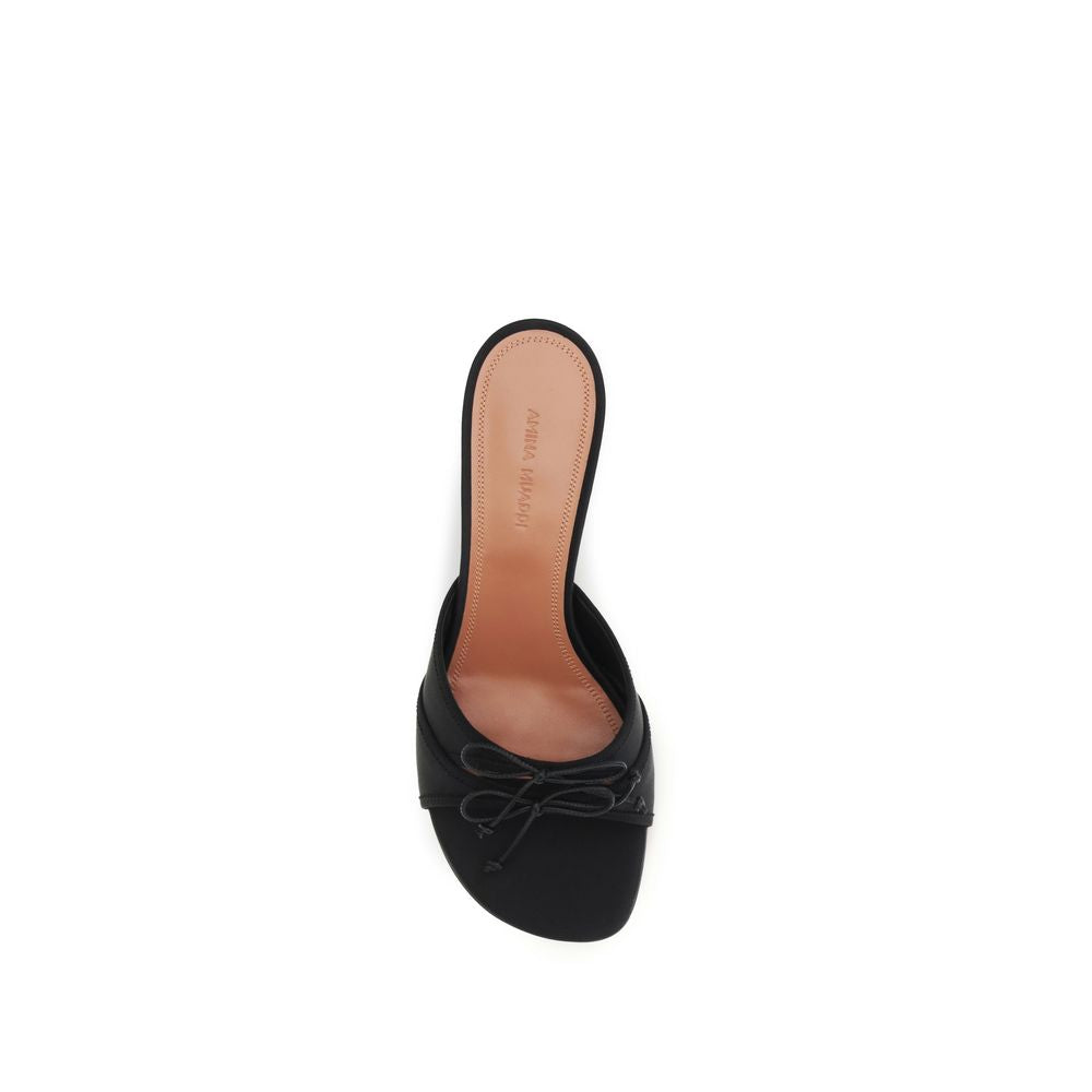 Amina Muaddi schwarze Seidensandalen