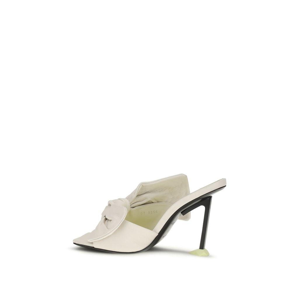 Givenchy Weiße Lamm Ovis Aries Aries Mules