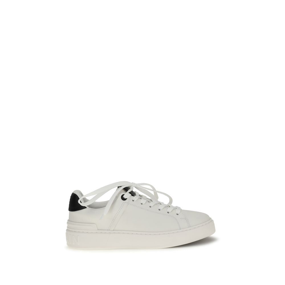 Balmain Schwarze Low-Top-Sneaker aus Kalbsleder Bos Taurus