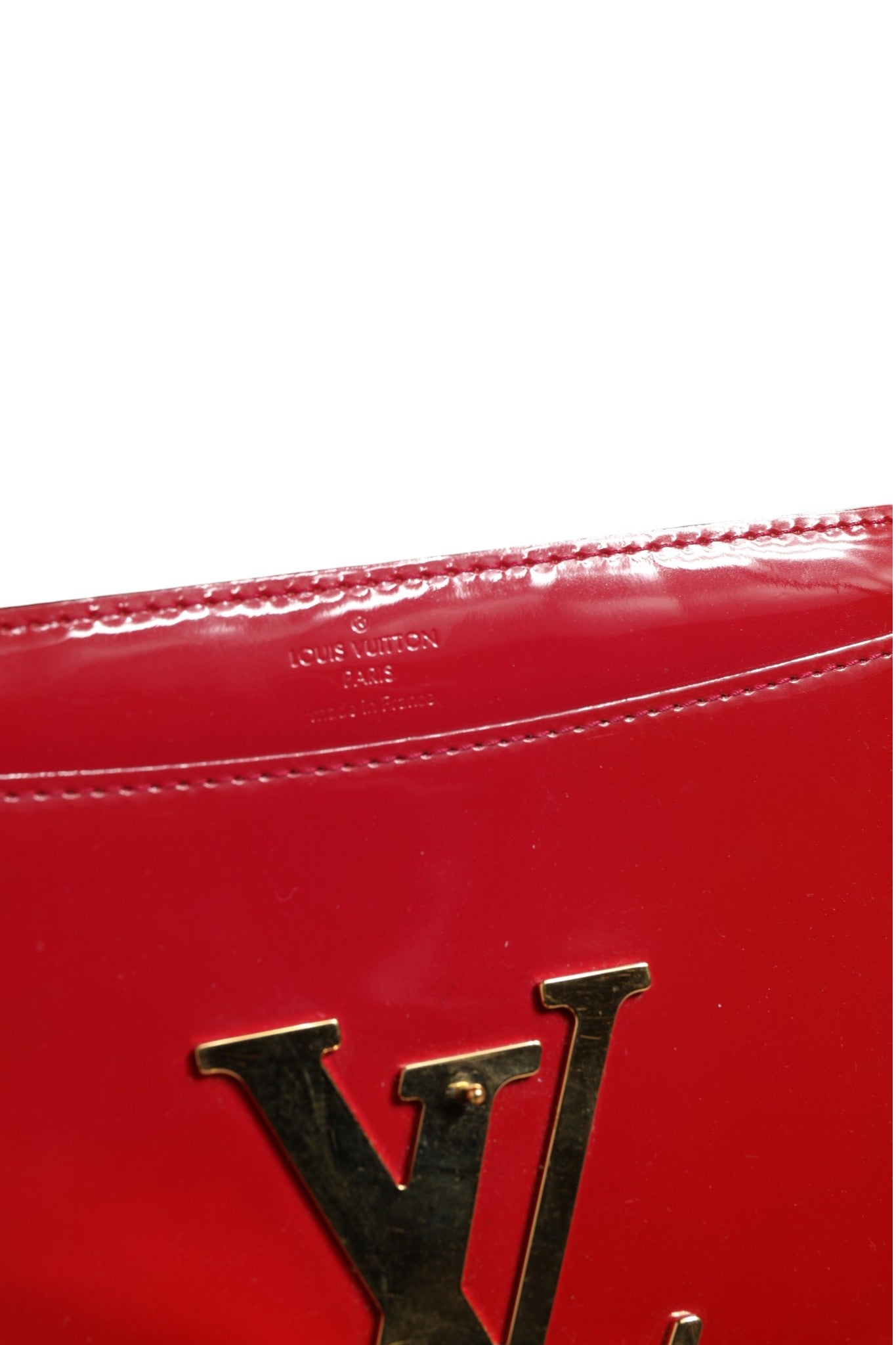 Louis Vuitton Louise PM rote Lackleder-Kettenbörse