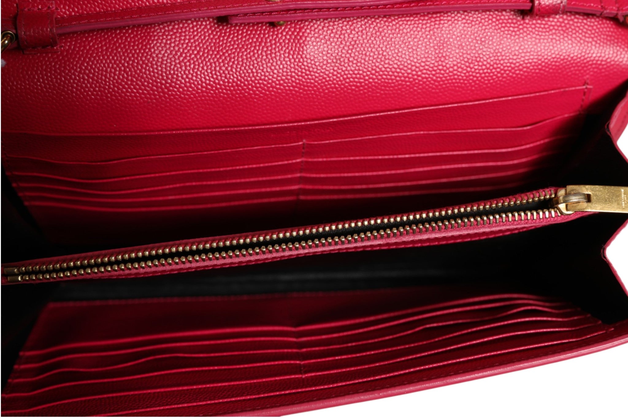 Saint Laurent Rote Leder Monogramm-Geldbörse mit Kette