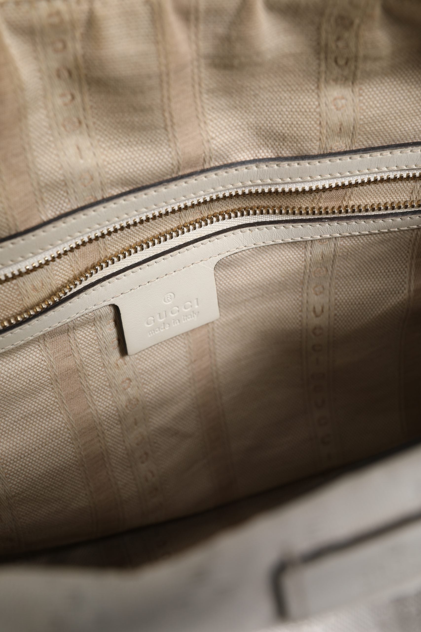 Gucci Medium Diamante Leder Boston Tasche