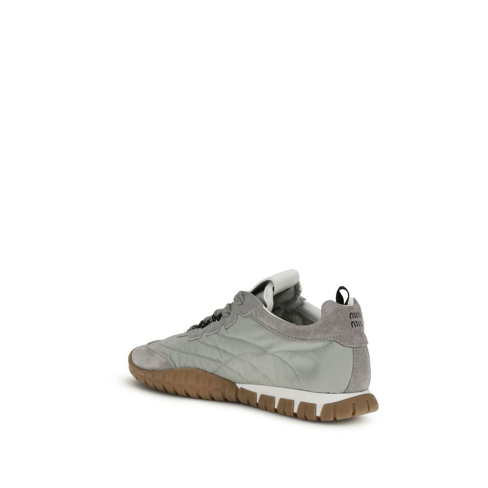Miu Miu Graue Sportsneaker aus recyceltem Polyamid