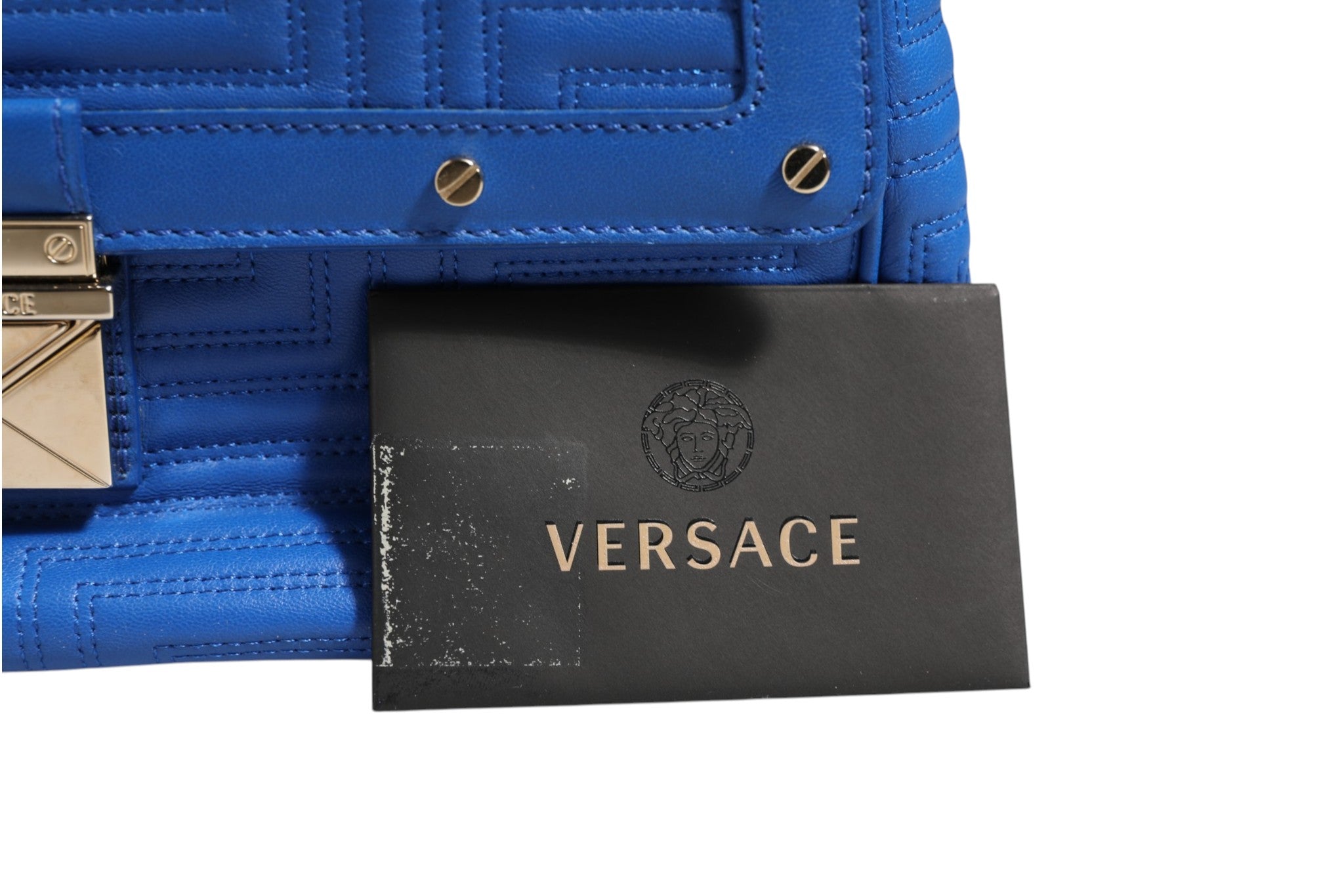 Versace Couture Gesteppte Schultertasche aus Leder