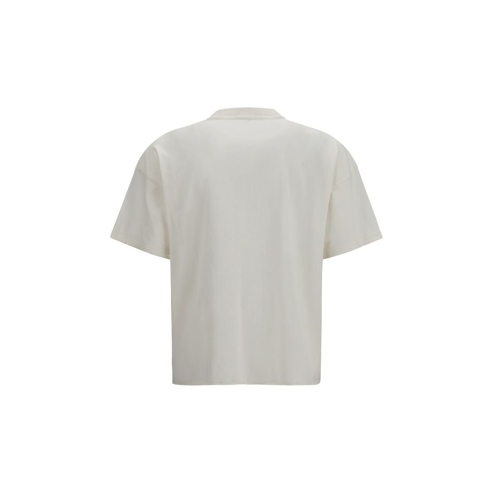 Stellen Sie sich ein weißes Baumwoll-T-Shirt vor