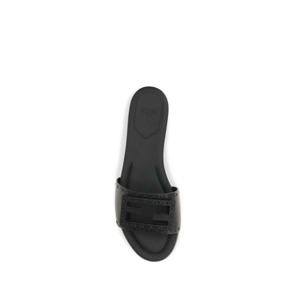 Fendi Schwarze Kalbsleder-Sandalen Bos Taurus