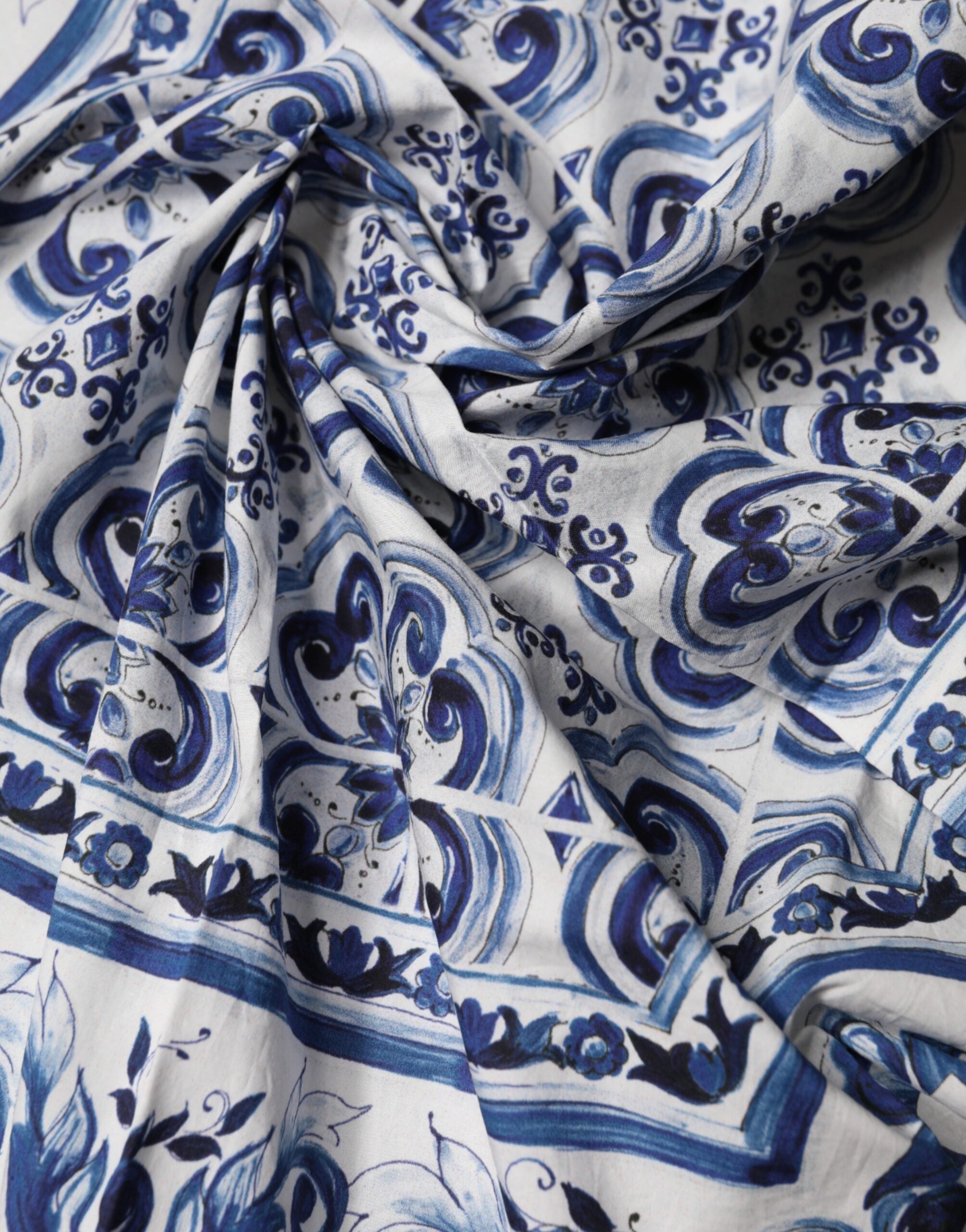 Dolce & Gabbana Blue Majolica Cotton Square Lace Stole 53cm x 53cm Scarf