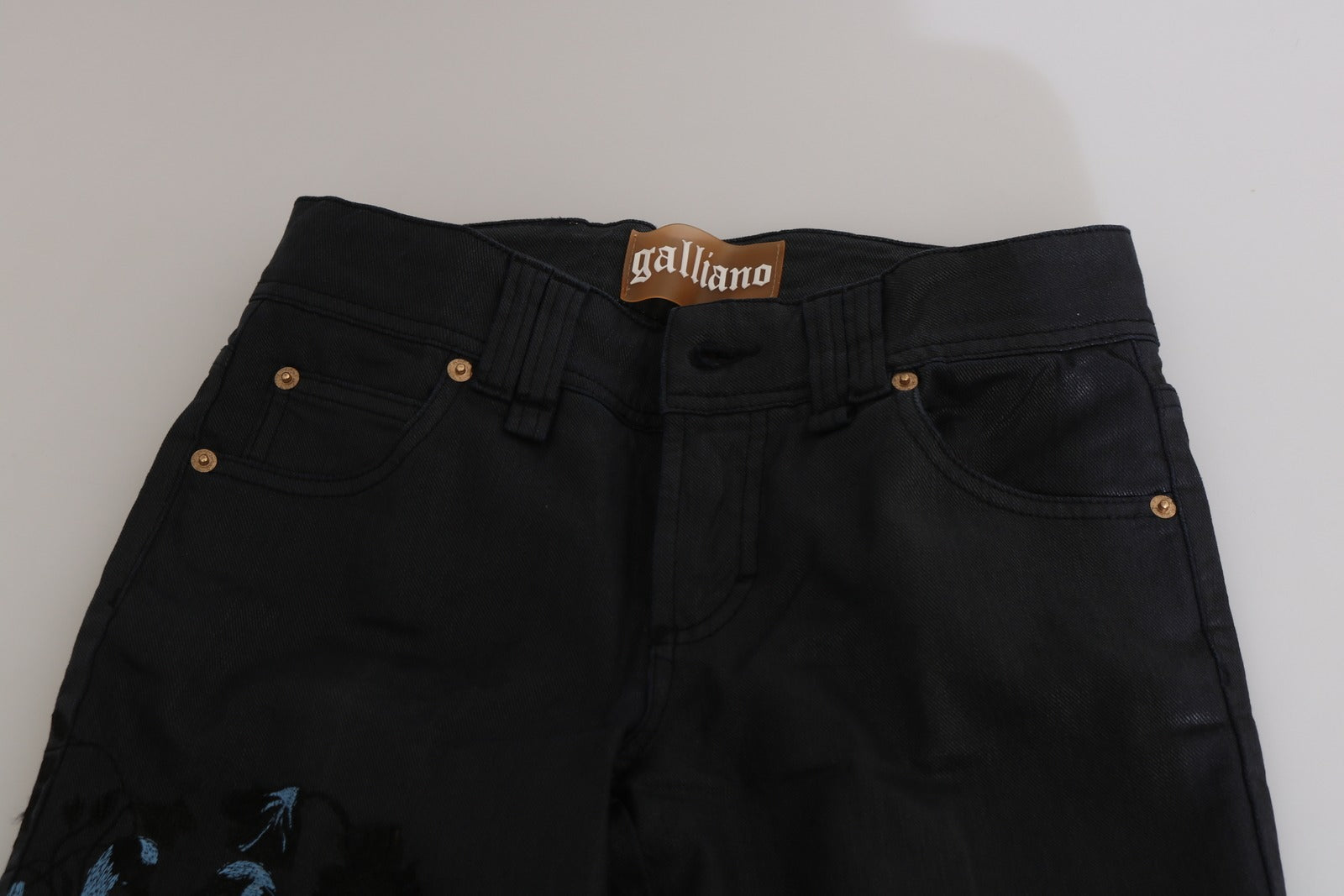 John Galliano Black Swan Blumenbestickte Mid-Waist Skinny Jeans