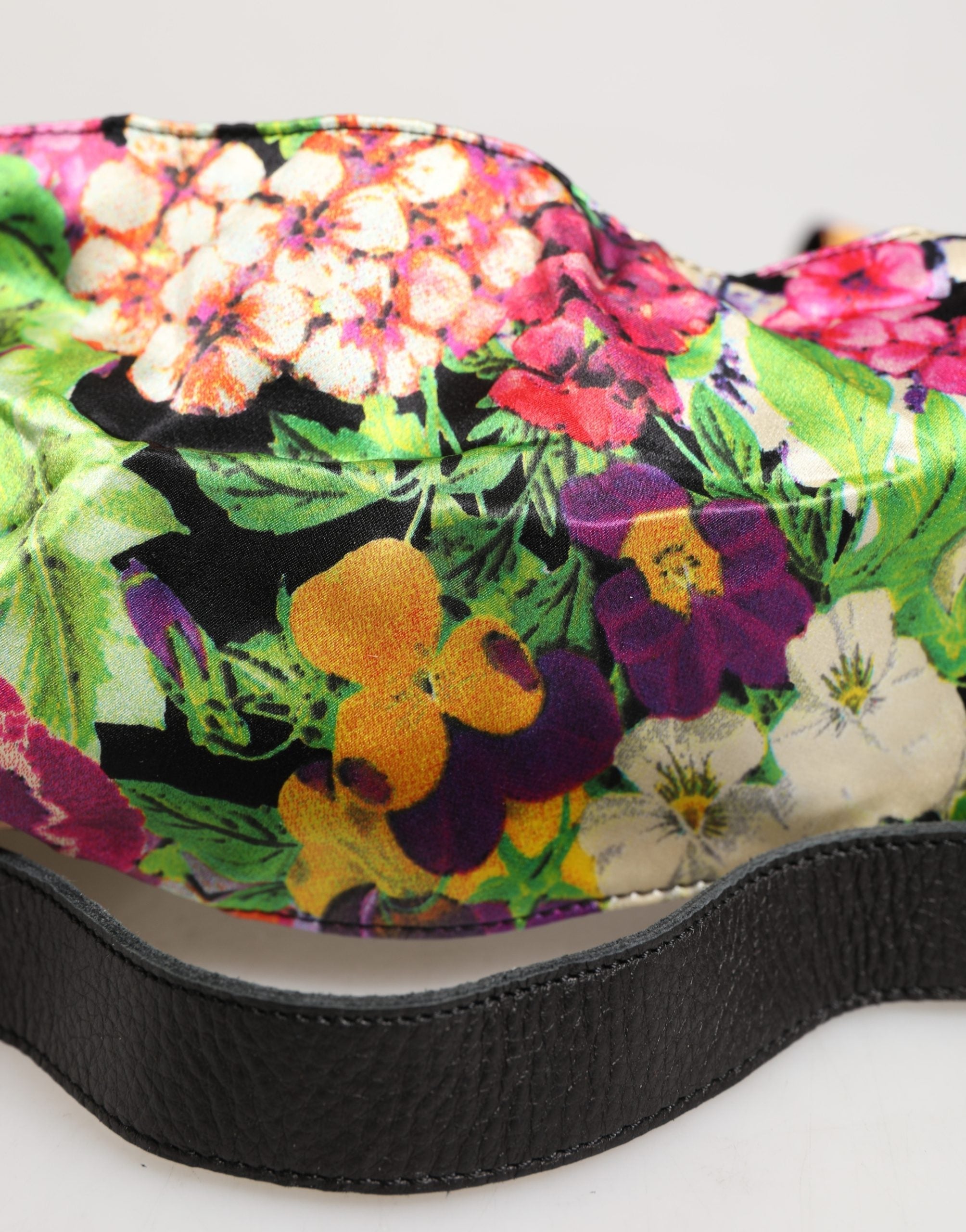 Cavalli Class Mehrfarbiger Gürtel mit Blumenmuster, breiter Taille und goldener Metallschnalle