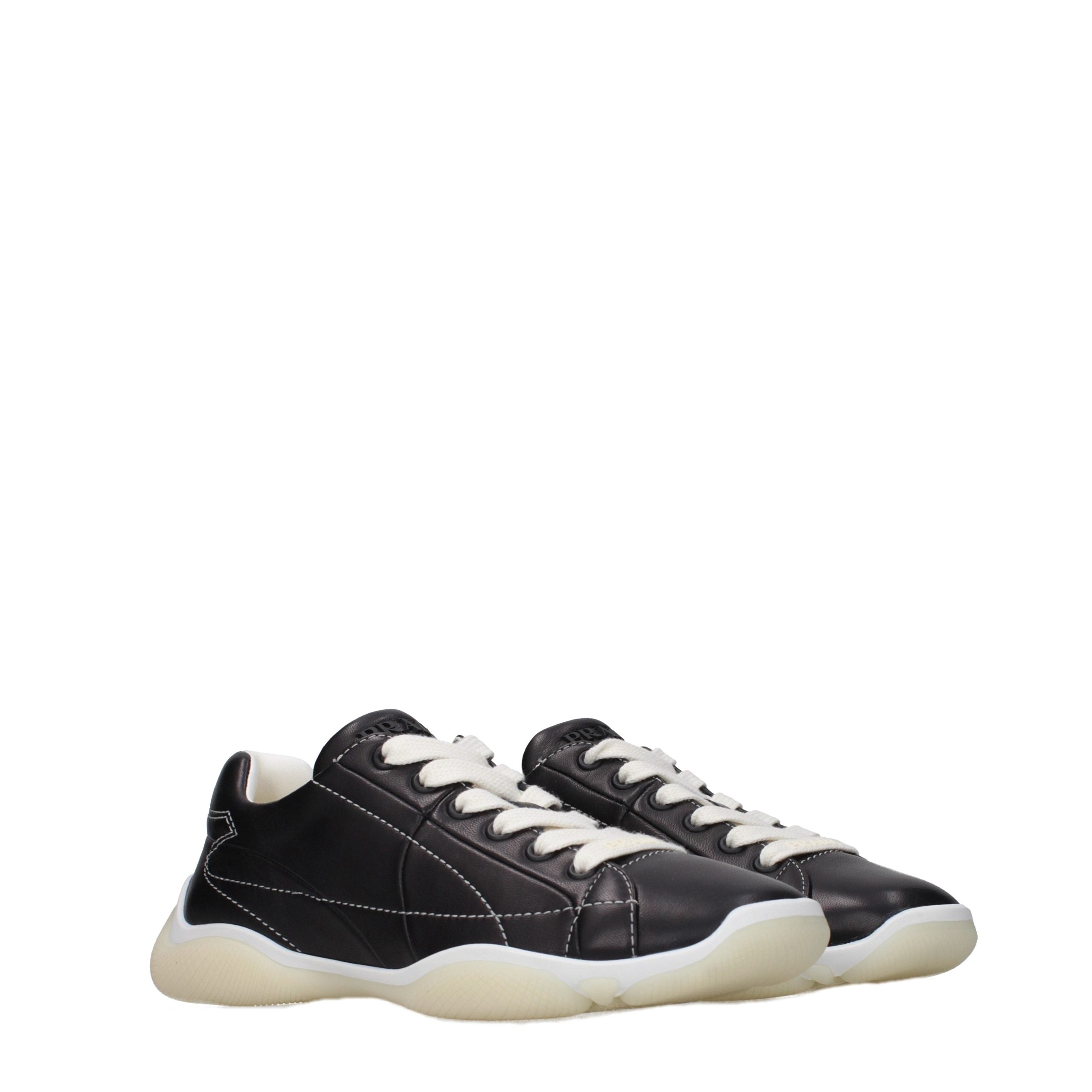 Prada Sneaker aus schwarzem Leder