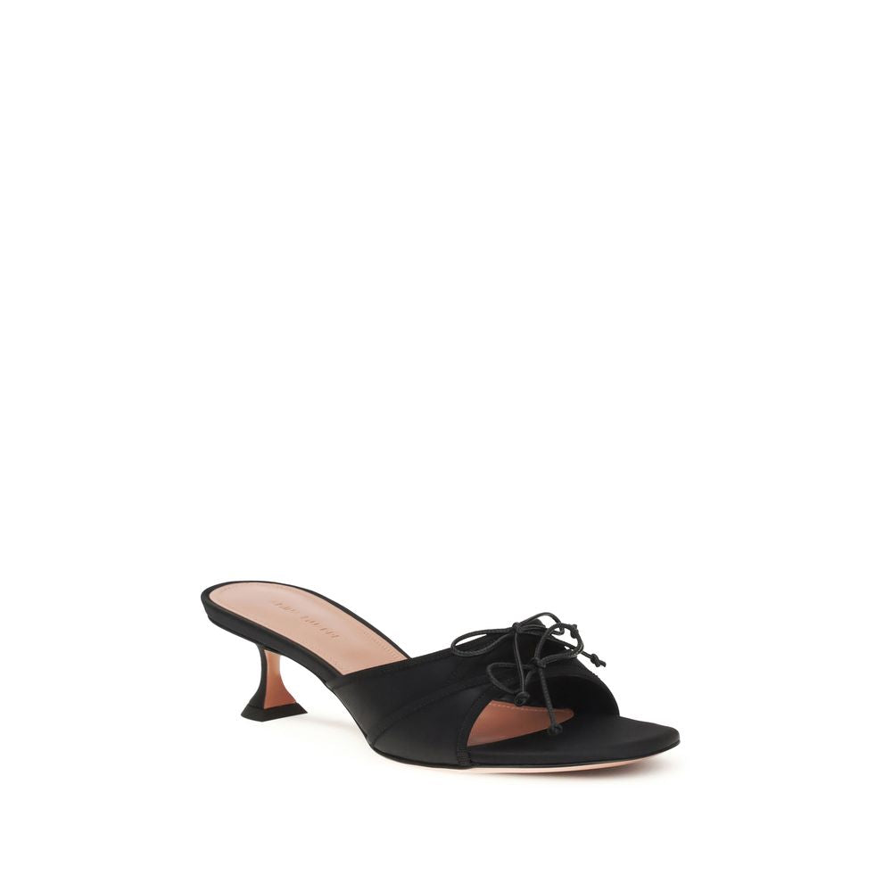 Amina Muaddi schwarze Seidensandalen