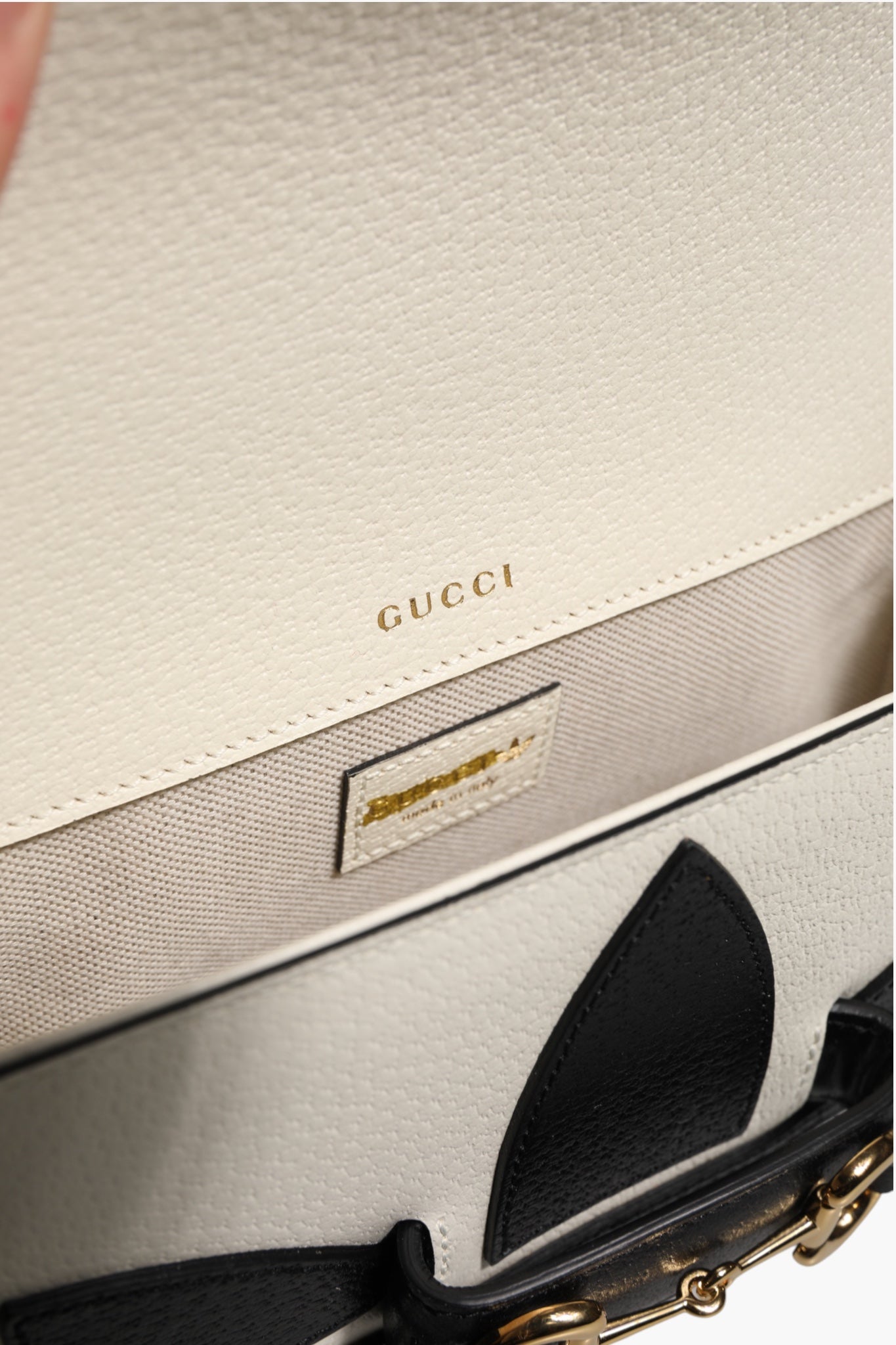 Gucci x Adidas Horsebit 1955 Weiß Schwarz Kalbsleder Umhängetasche