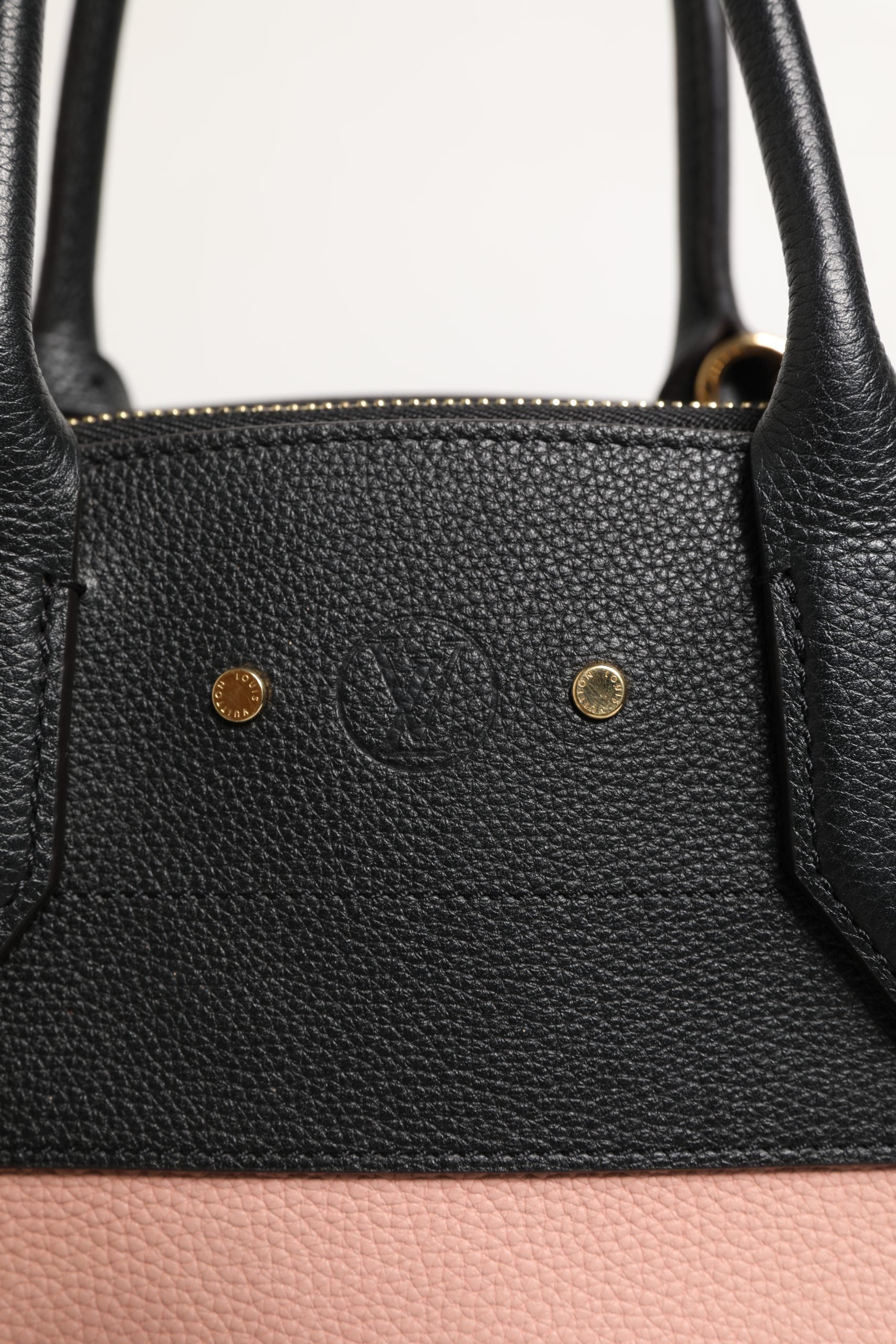 Sac à main en cuir Louis Vuitton City Steamer, cuir rose et noir