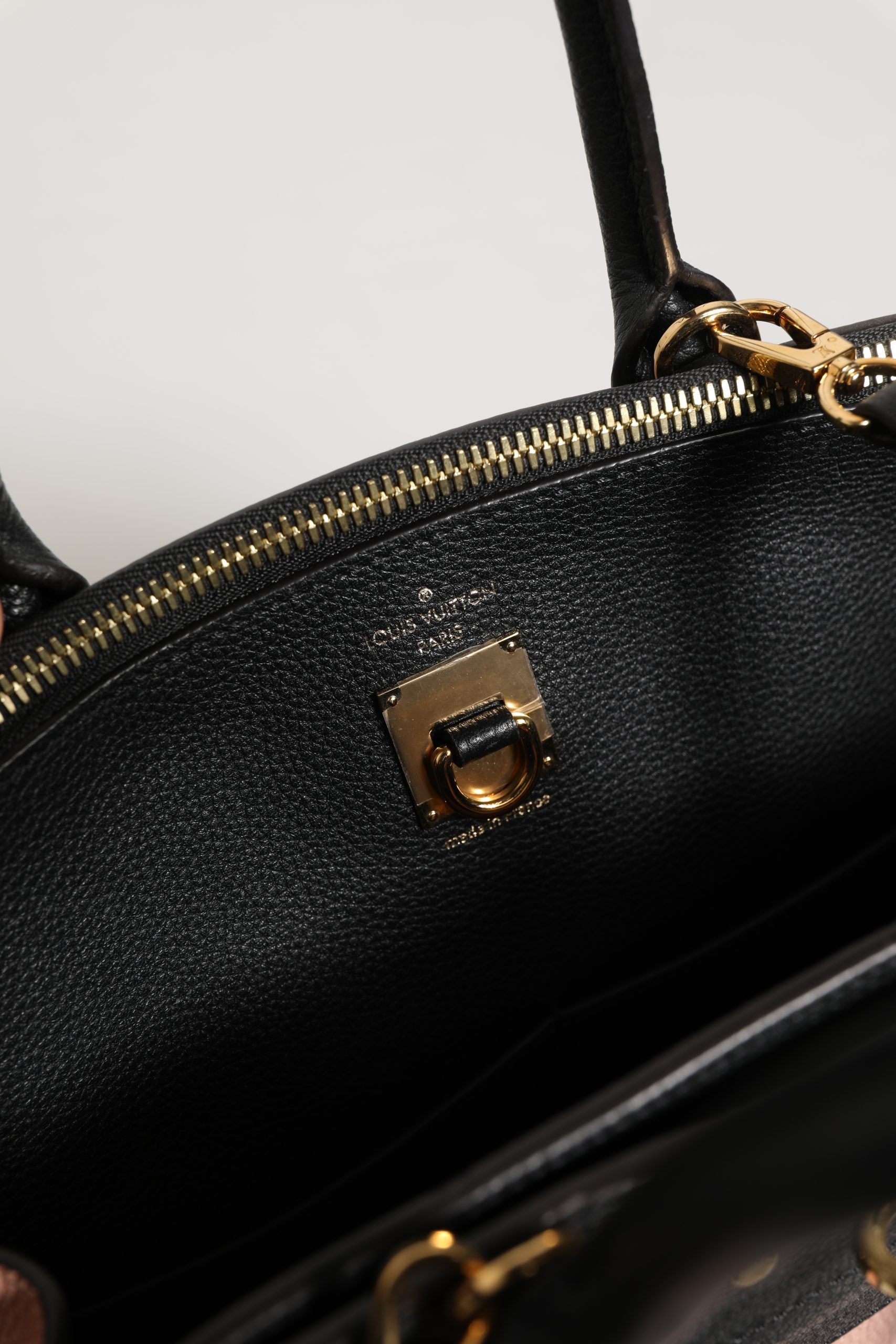 Sac à main en cuir Louis Vuitton City Steamer, cuir rose et noir