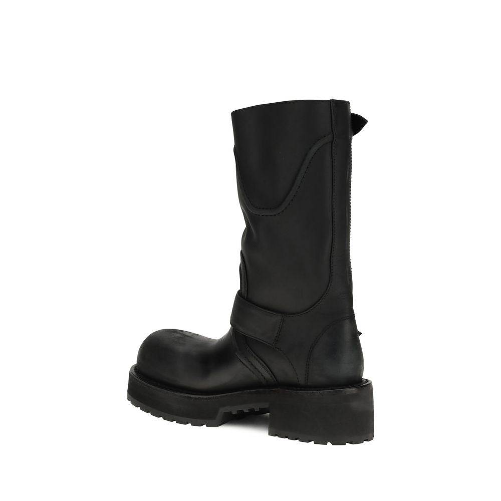 Balenciaga Schnürstiefeletten aus schwarzem Kalbsleder (Bos Taurus)