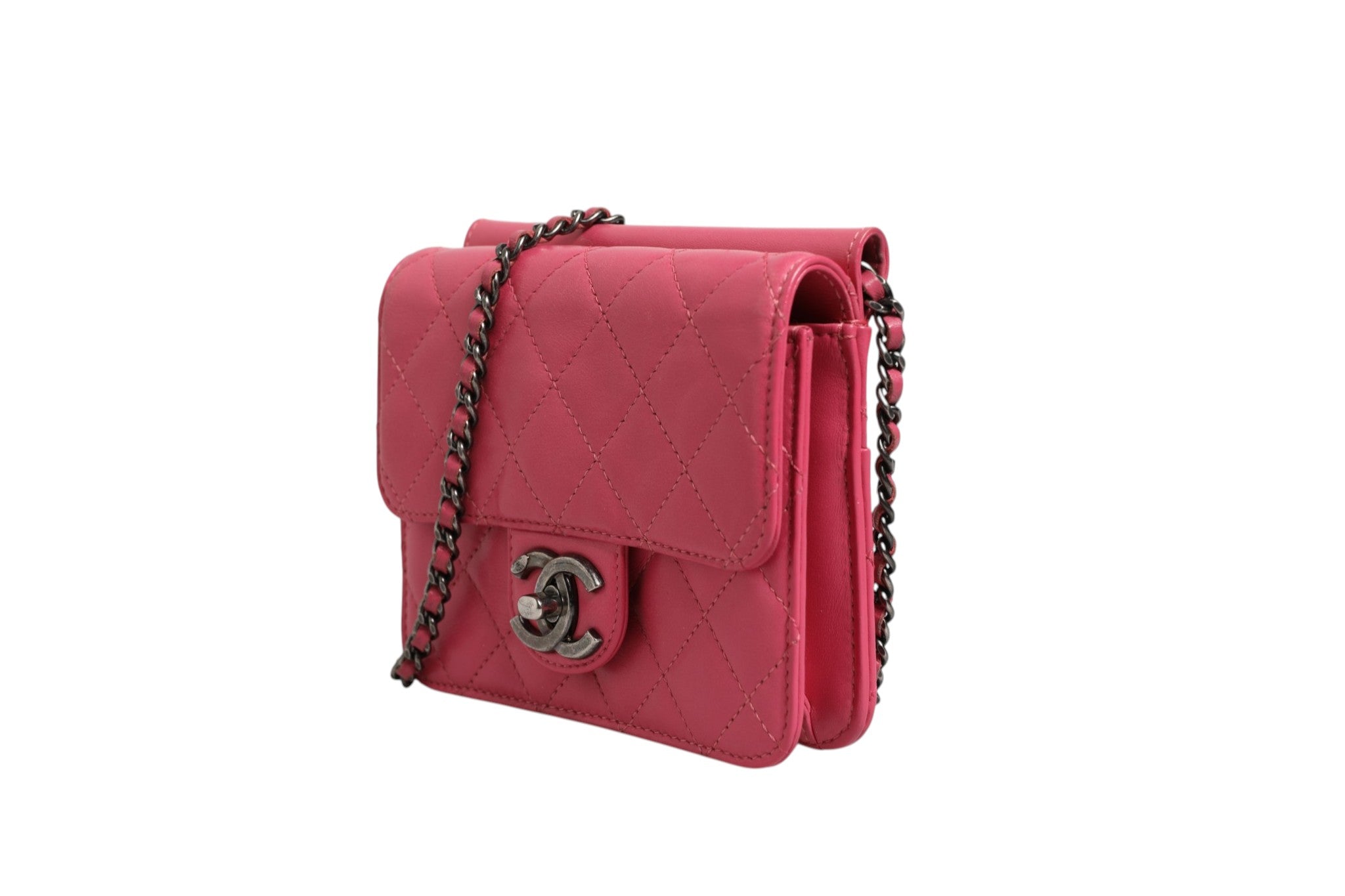 Sac à rabat classique mini carré en cuir d'agneau matelassé rose Chanel