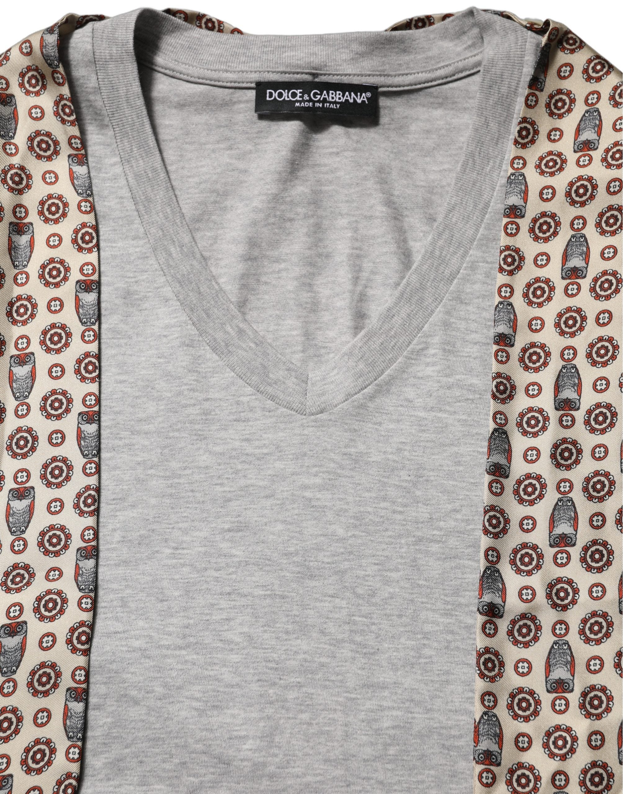 T-shirt Dolce & Gabbana en coton gris à col en V avec foulard en soie motif hibou