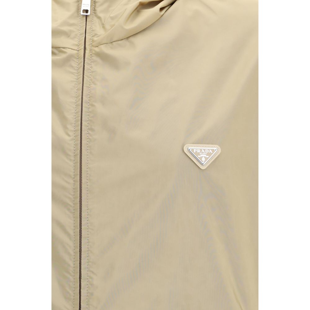 Prada Jacke aus recyceltem Polyamid in Beige