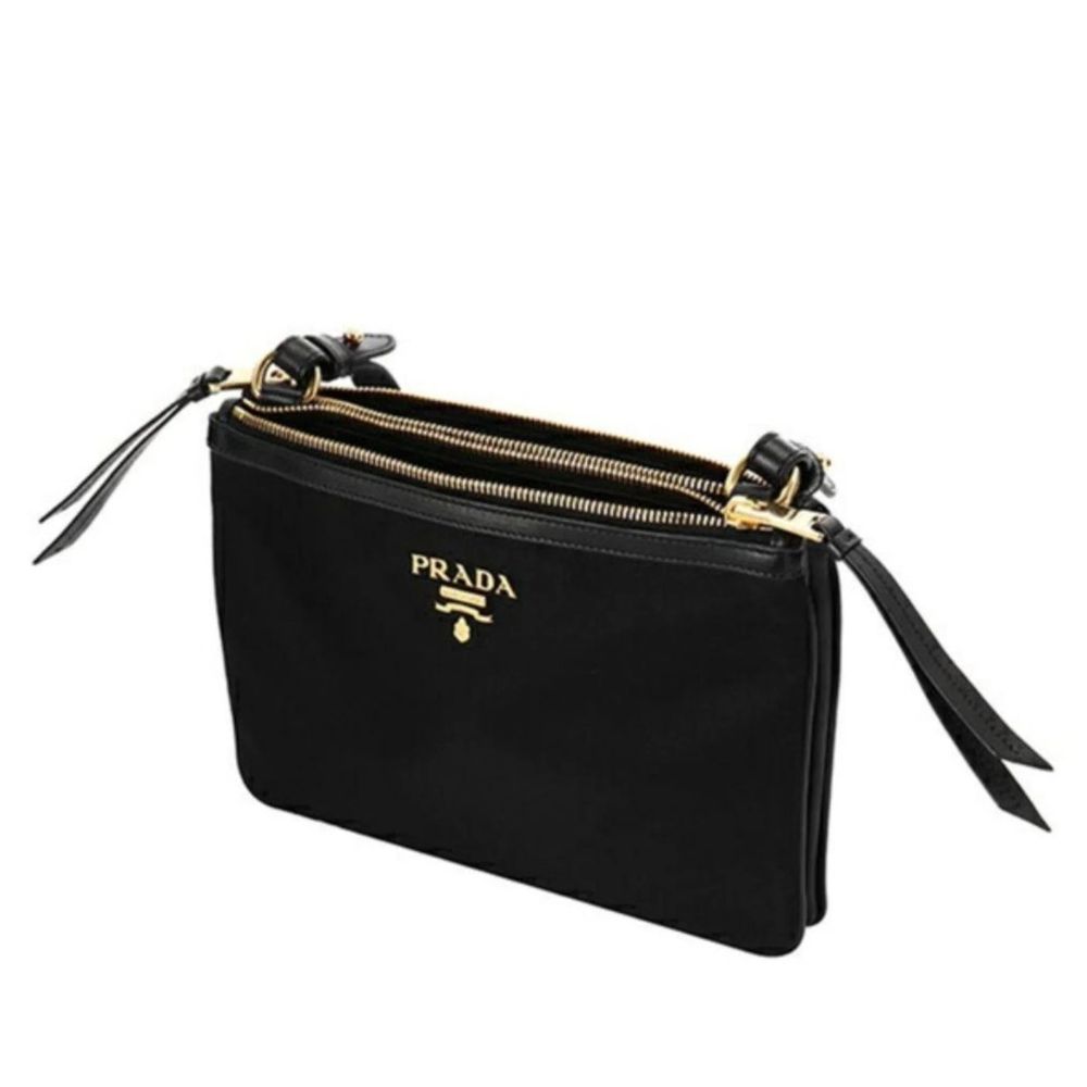 Prada schwarze Umhängetasche