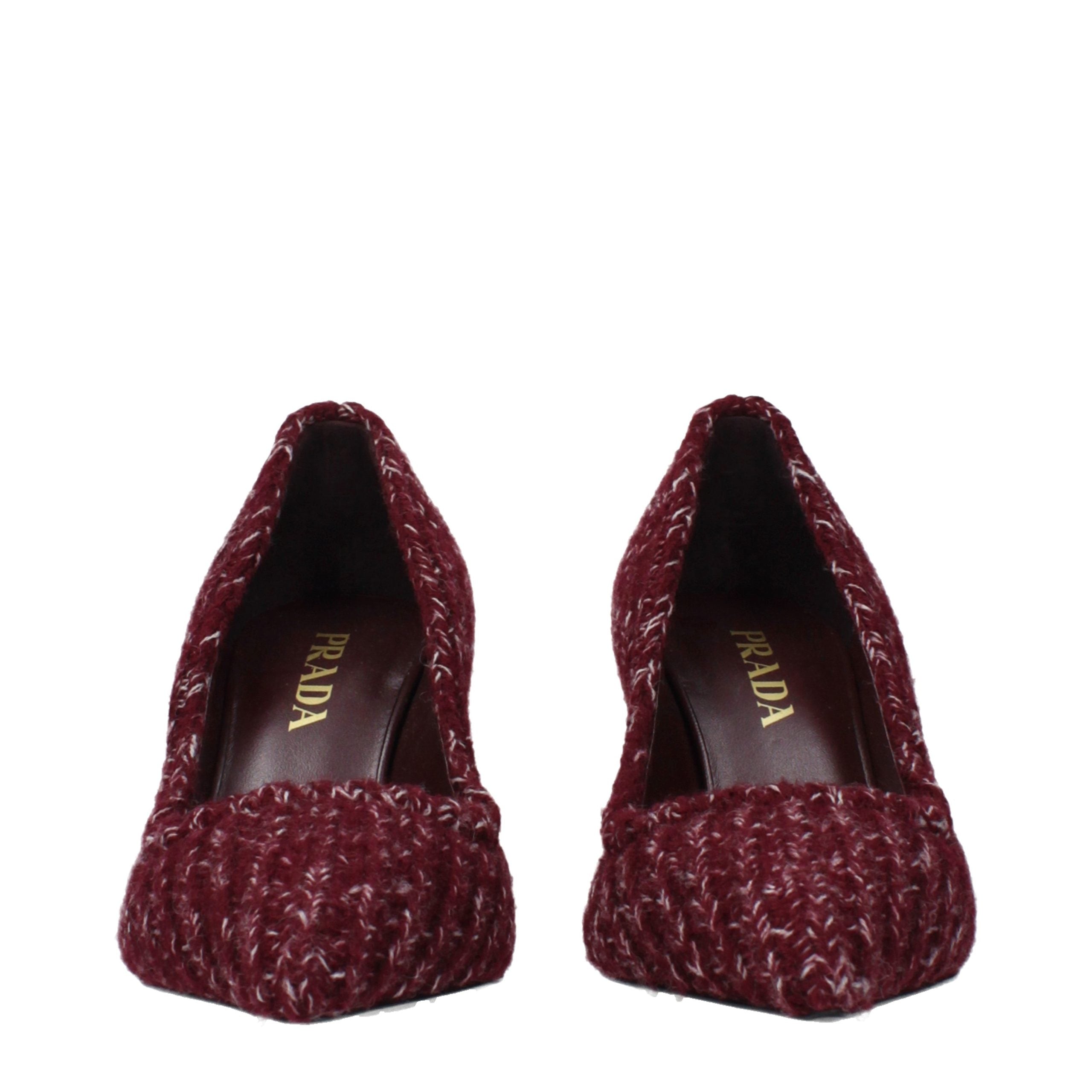 Escarpins Prada mi-hauts en tissu rouge